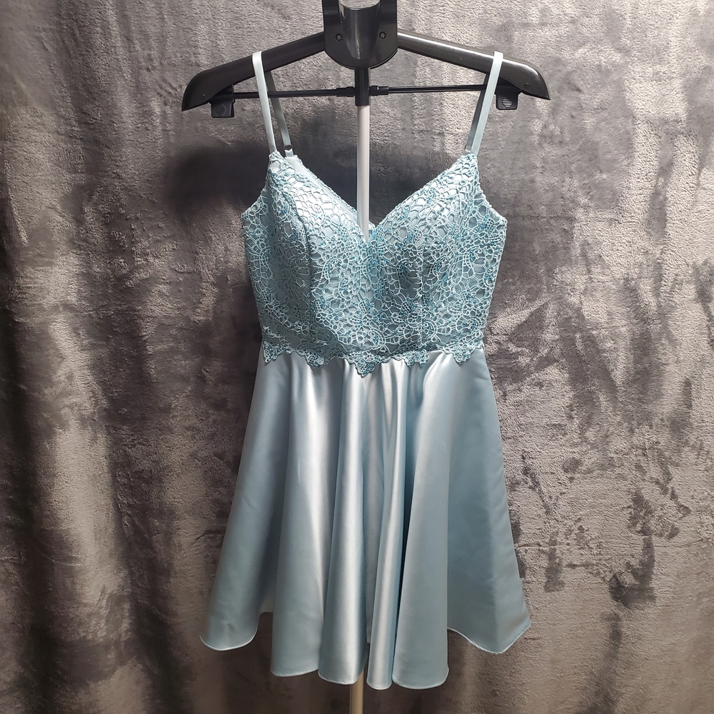 Alyce Paris Light Blue Lace HOCO Dress